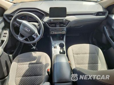 Zdjęcie 8 z 14 samochodu: 2020 FORD ESCAPE SE VIN:1FMCU9G65LUA08992 - miniatura