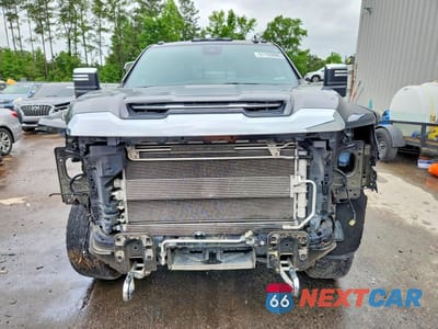 Piąte zdjęcie samochodu w środku: 2024 GMC SIERRA K3500 DENALI VIN:1GT49WEY1RF262886 - miniatura
