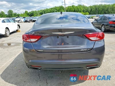 Zdjęcie 6 z 12 samochodu: 2015 CHRYSLER 200 S VIN:1C3CCCDGXFN630329 - miniatura