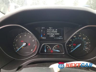 Zdjęcie 9 z 11 samochodu: 2014 FORD FOCUS TITANIUM VIN:1FADP3J20EL230468 - miniatura