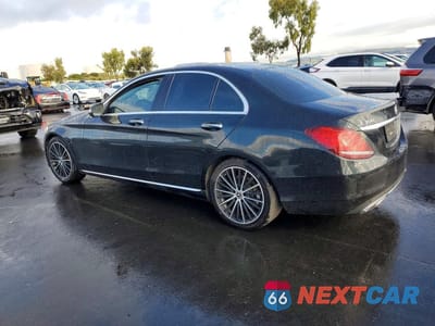 Drugie zdjęcie samochodu z przodu: 2019 MERCEDES-BENZ C 300 VIN:55SWF8DB1KU284017 - miniatura