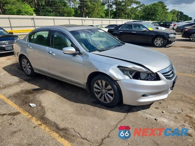 Czwarte zdjęcie samochodu z boku: 2011 HONDA ACCORD EXL VIN:1HGCP3F85BA002316 - miniatura