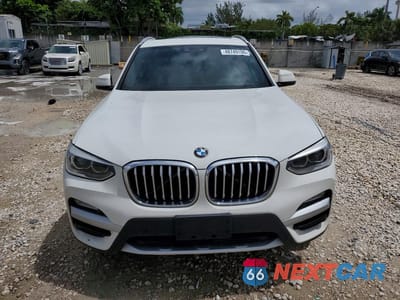 Piąte zdjęcie samochodu w środku: 2019 BMW X3 SDRIVE30I VIN:5UXTR7C51KLF26532 - miniatura
