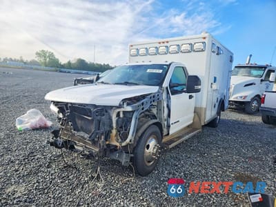 Drugie zdjęcie samochodu z przodu: 2020 FORD F350 SUPER DUTY AMBULANCE VIN:1FDRF3GT3LED78470 - miniatura