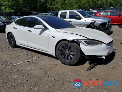 Czwarte zdjęcie samochodu z boku: 2019 TESLA MODEL S VIN:5YJSA1E26KF334530 - miniatura