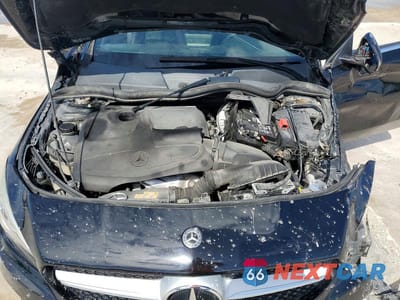 Zdjęcie 11 z 12 samochodu: 2018 MERCEDES-BENZ CLA 250 VIN:WDDSJ4EB5JN571663 - miniatura