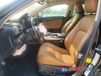 Zdjęcie 7 z 12 samochodu: 2016 LEXUS IS 350 VIN:JTHBE1D27G5023962 - miniatura