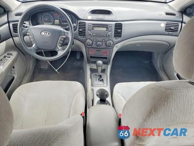 Zdjęcie 8 z 11 samochodu: 2008 KIA OPTIMA LX VIN:KNAGE123X85207620 - miniatura