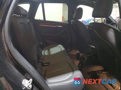 Zdjęcie 11 z 13 samochodu: 2018 BMW X1 XDRIVE28I VIN:WBXHT3C37J5K26318 - miniatura
