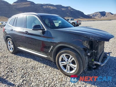 Czwarte zdjęcie samochodu z boku: 2021 BMW X3 SDRIVE30I VIN:5UXTY3C0XM9H40452 - miniatura