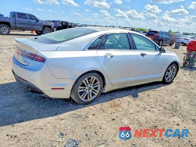 Trzecie zdjęcie samochodu z tyłu: 2013 LINCOLN MKZ VIN:3LN6L2G93DR805056 - miniatura