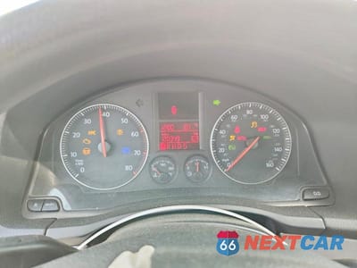 Zdjęcie 9 z 12 samochodu: 2006 VOLKSWAGEN JETTA 2.5 OPTION PACKAGE 1 VIN:3VWSF71KX6M696319 - miniatura