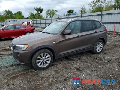 2013 BMW X3 XDRIVE28I 5UXWX9C54D0A29977 - główne zdjęcie licytacji z USA - miniatura