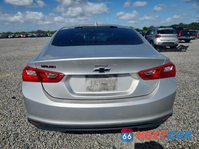 Zdjęcie 6 z 12 samochodu: 2018 CHEVROLET MALIBU LT VIN:1G1ZD5ST2JF286084 - miniatura