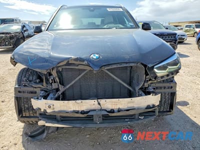 Piąte zdjęcie samochodu w środku: 2022 BMW X5 XDRIVE40I VIN:5UXCR6C01N9M90662 - miniatura