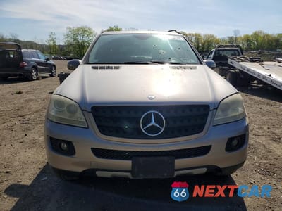 Piąte zdjęcie samochodu w środku: 2006 MERCEDES-BENZ ML 350 VIN:4JGBB86E46A006290 - miniatura