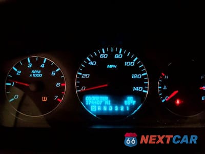 Zdjęcie 9 z 12 samochodu: 2008 CHEVROLET IMPALA LTZ VIN:2G1WU583889170871 - miniatura