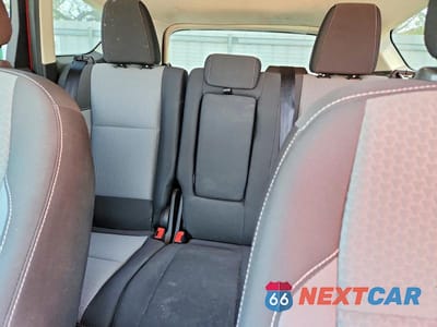 Zdjęcie 10 z 13 samochodu: 2019 FORD ESCAPE SE VIN:1FMCU9GD5KUA48793 - miniatura