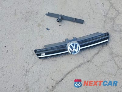 Zdjęcie 12 z 13 samochodu: 2016 VOLKSWAGEN GOLF R VIN:WVWLF7AU6GW143371 - miniatura