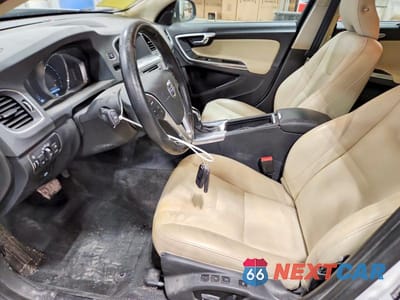 Zdjęcie 7 z 11 samochodu: 2017 VOLVO S60 PREMIER VIN:LYV402HK5HB129370 - miniatura