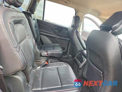 Zdjęcie 11 z 13 samochodu: 2020 LINCOLN AVIATOR RESERVE VIN:5LM5J7XC2LGL16967 - miniatura