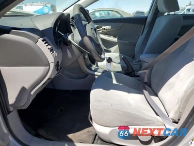 Zdjęcie 7 z 12 samochodu: 2010 TOYOTA COROLLA LE VIN:1NXBU4EE0AZ181289 - miniatura