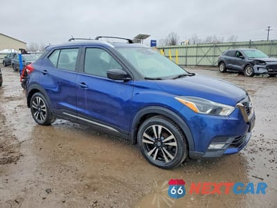 Czwarte zdjęcie samochodu z boku: 2020 NISSAN KICKS SR VIN:3N1CP5DV6LL501948 - miniatura