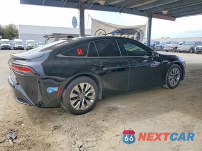 Trzecie zdjęcie samochodu z tyłu: 2021 TOYOTA MIRAI XLE VIN:JTDAAAAA7MA000382 - miniatura