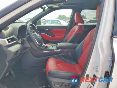 Zdjęcie 7 z 14 samochodu: 2024 TOYOTA HIGHLANDER XSE VIN:5TDKDRAH0RS538701 - miniatura
