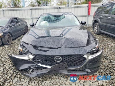 Piąte zdjęcie samochodu w środku: 2026 MAZDA 3 PREFERRED VIN:JM1BPACL7T1862596 - miniatura