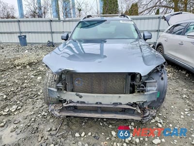 Piąte zdjęcie samochodu w środku: 2016 VOLVO XC90 T6 VIN:YV4A22PK2G1031334 - miniatura