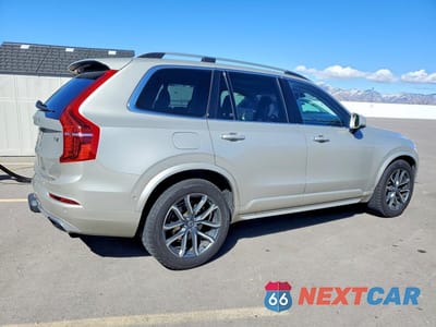 Trzecie zdjęcie samochodu z tyłu: 2016 VOLVO XC90 T6 VIN:YV4A22PK6G1021079 - miniatura