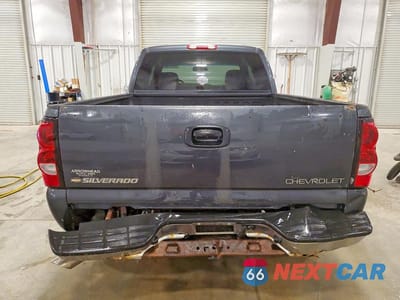 Zdjęcie 6 z 12 samochodu: 2004 CHEVROLET SILVERADO K1500 VIN:2GCEK19T241240020 - miniatura