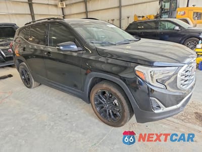 Czwarte zdjęcie samochodu z boku: 2020 GMC TERRAIN SLT VIN:3GKALPEX3LL337378 - miniatura
