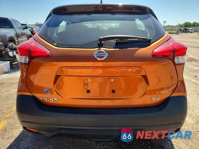 Zdjęcie 6 z 12 samochodu: 2018 NISSAN KICKS SV VIN:3N1CP5CU5JL528838 - miniatura