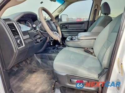 Zdjęcie 7 z 13 samochodu: 2018 RAM 2500 ST VIN:3C6TR5CT1JG378127 - miniatura
