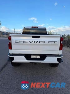Zdjęcie 6 z 10 samochodu: 2022 CHEVROLET SILVERADO C1500 VIN:3GCNAAED9NG577634 - miniatura