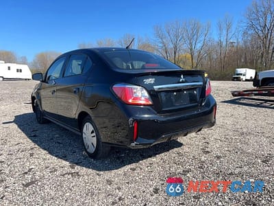 Trzecie zdjęcie samochodu z tyłu: 2024 MITSUBISHI MIRAGE G4 ES VIN:ML32FUFJ1RHF09243 - miniatura
