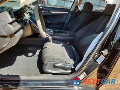 Zdjęcie 7 z 12 samochodu: 2018 HONDA CIVIC LX VIN:19XFC2F55JE012346 - miniatura