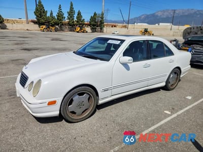 2001 MERCEDES-BENZ E 430 WDBJF70J21B215288 - główne zdjęcie licytacji z USA - miniatura