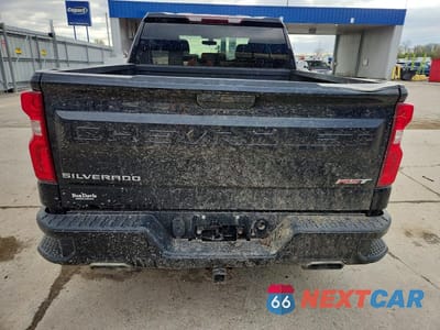 Zdjęcie 6 z 12 samochodu: 2019 CHEVROLET SILVERADO K1500 RST VIN:1GCUYEED3KZ115192 - miniatura