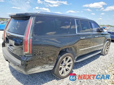 Trzecie zdjęcie samochodu z tyłu: 2018 CADILLAC ESCALADE ESV LUXURY VIN:1GYS4HKJ1JR131740 - miniatura