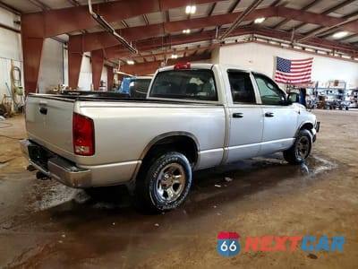 Trzecie zdjęcie samochodu z tyłu: 2004 DODGE RAM 1500 ST VIN:1D7HA18DX4S759820 - miniatura