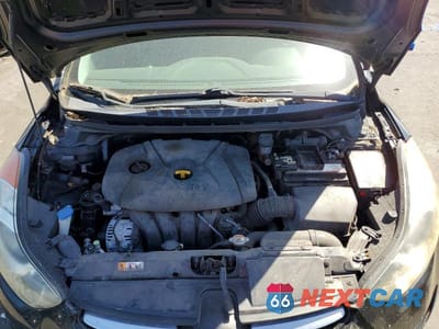 Zdjęcie 11 z 12 samochodu: 2013 HYUNDAI ELANTRA GLS VIN:5NPDH4AE9DH413121 - miniatura