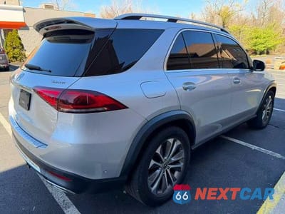 Trzecie zdjęcie samochodu z tyłu: 2021 MERCEDES-BENZ GLE 350 4MATIC VIN:4JGFB4KB3MA457018 - miniatura