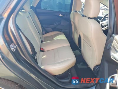 Zdjęcie 10 z 12 samochodu: 2017 FORD FOCUS TITANIUM VIN:1FADP3J29HL281696 - miniatura