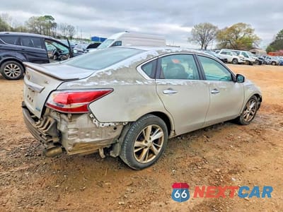 Trzecie zdjęcie samochodu z tyłu: 2014 NISS ALTIMA 2.5 VIN:1N4AL3APXEC183430 - miniatura
