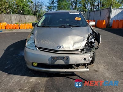 Piąte zdjęcie samochodu w środku: 2005 TOYOTA PRIUS BASE VIN:JTDKB20U853094510 - miniatura