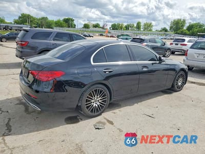 Trzecie zdjęcie samochodu z tyłu: 2022 MERCEDES-BENZ C 300 VIN:W1KAF4GB1NR037875 - miniatura
