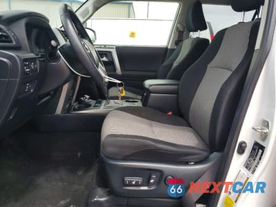 Zdjęcie 7 z 12 samochodu: 2024 TOYOTA 4RUNNER SR5 VIN:JTEMU5JR2R6284317 - miniatura